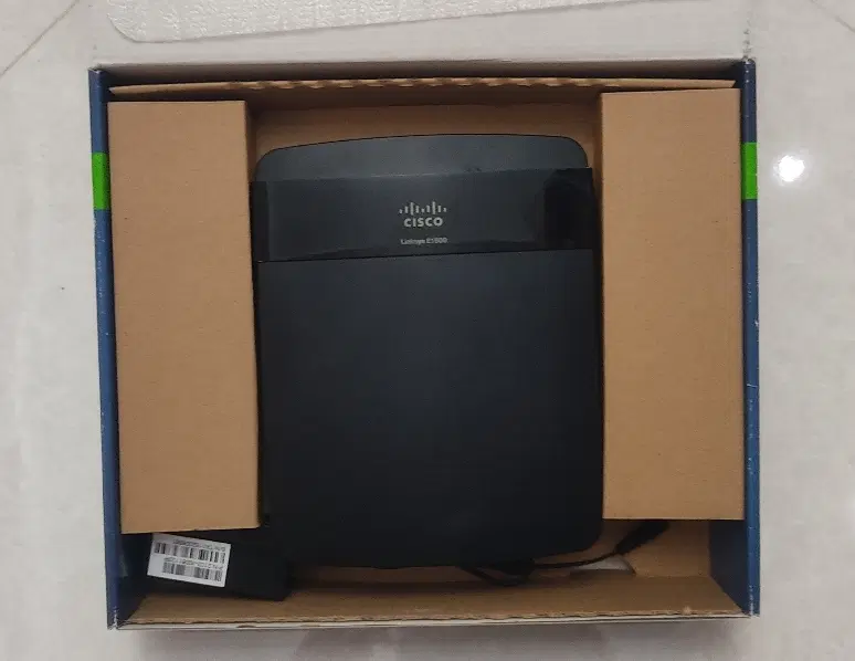 روتر Cisco Linksys E1500|مودم و تجهیزات شبکه|کرج, کیانمهر|دیوار