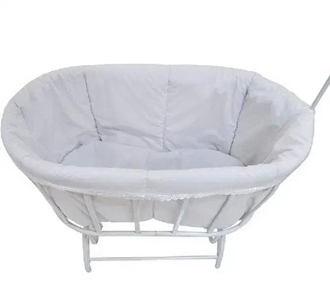 تخت گهواره بیضی جنس فلزی|اسباب و اثاث بچه|نهاوند, |دیوار