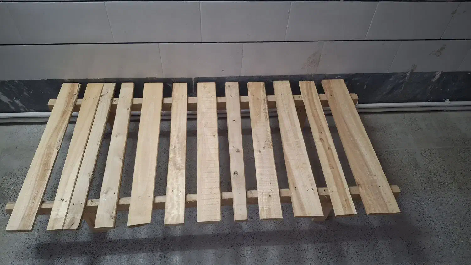 تخت دونفره|تخت و سرویس خواب|مبارکه, |دیوار