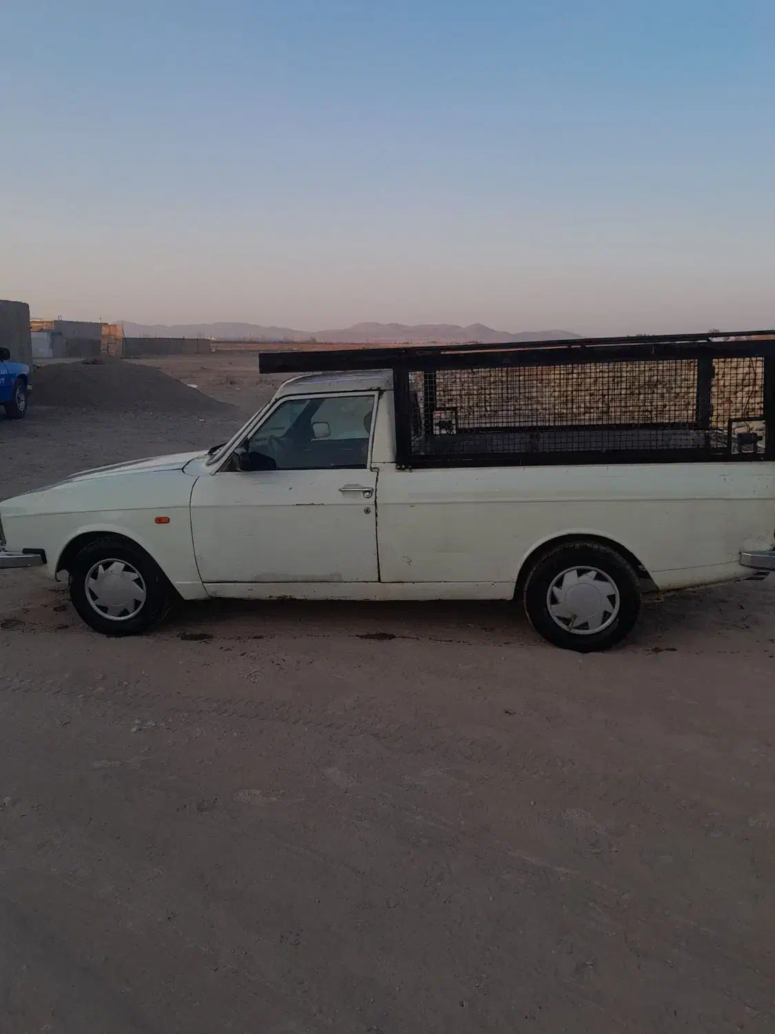 وانت مدل ۸۴ تک سوز تازه تعمیر|خودرو سواری و وانت|رزن, |دیوار