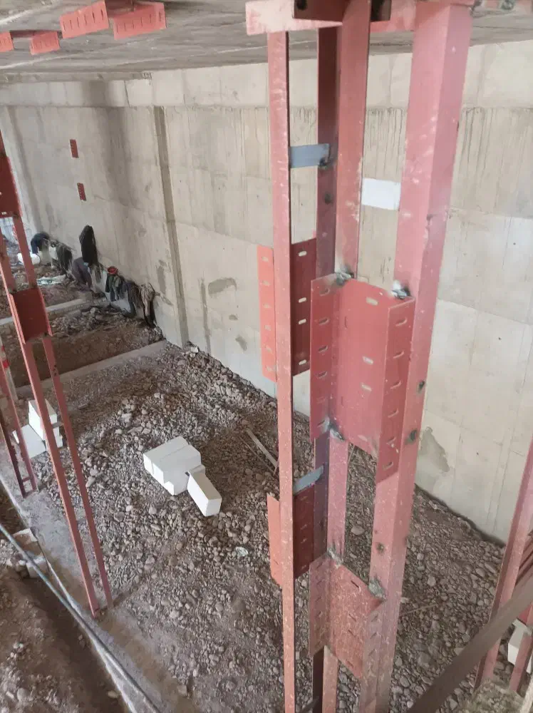 نیازمند کارگر ساده|استخدام معماری، عمران و ساختمانی|محمدیه-قزوین, |دیوار