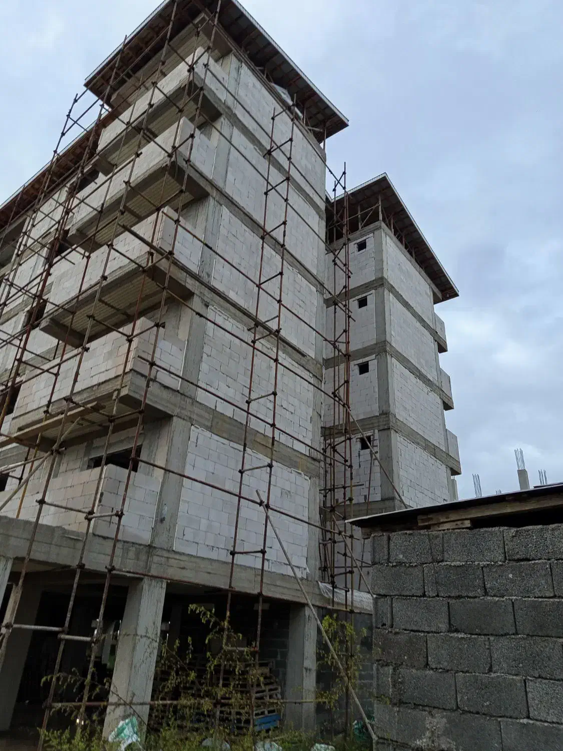 داربست ساختمانی حسام|خدمات پیشه و مهارت|رشت, لاکان شهر|دیوار