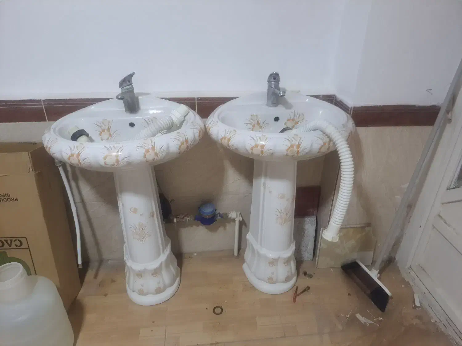 فروشی|لوازم سرویس بهداشتی|قروه, |دیوار