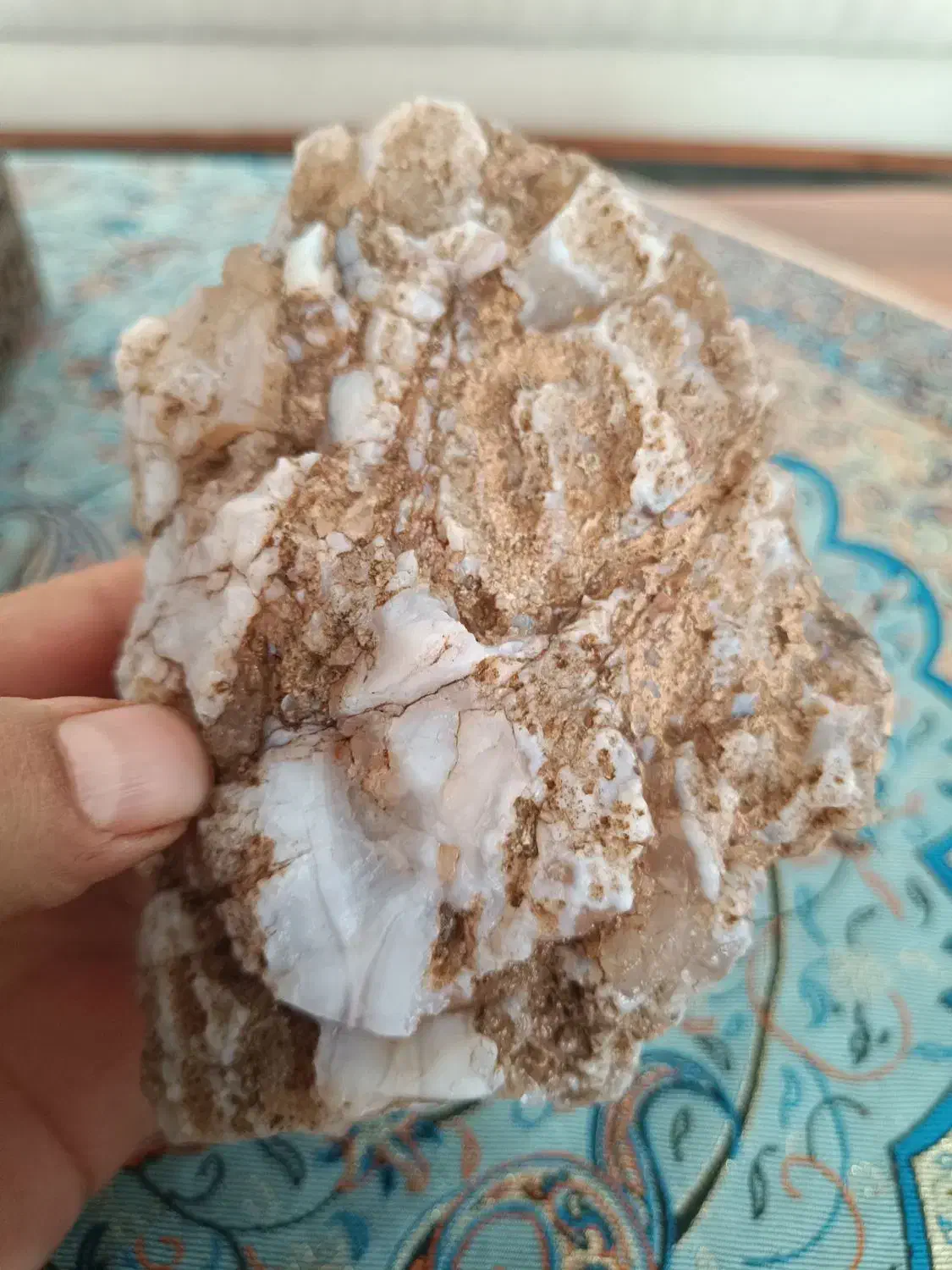 سنگ عقیق سفید و کبود ناب|جواهرات|تاکستان, |دیوار