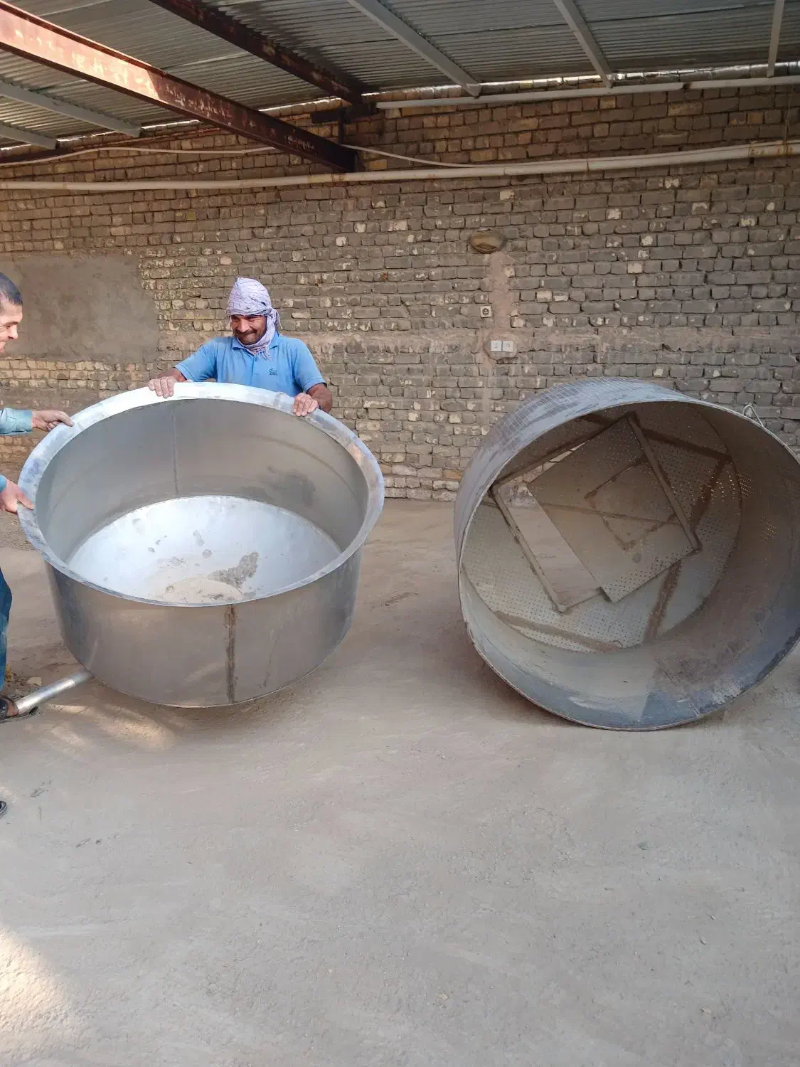 دیگ استیل سمنو و توری|ظروف پختوپز|برخوار, |دیوار