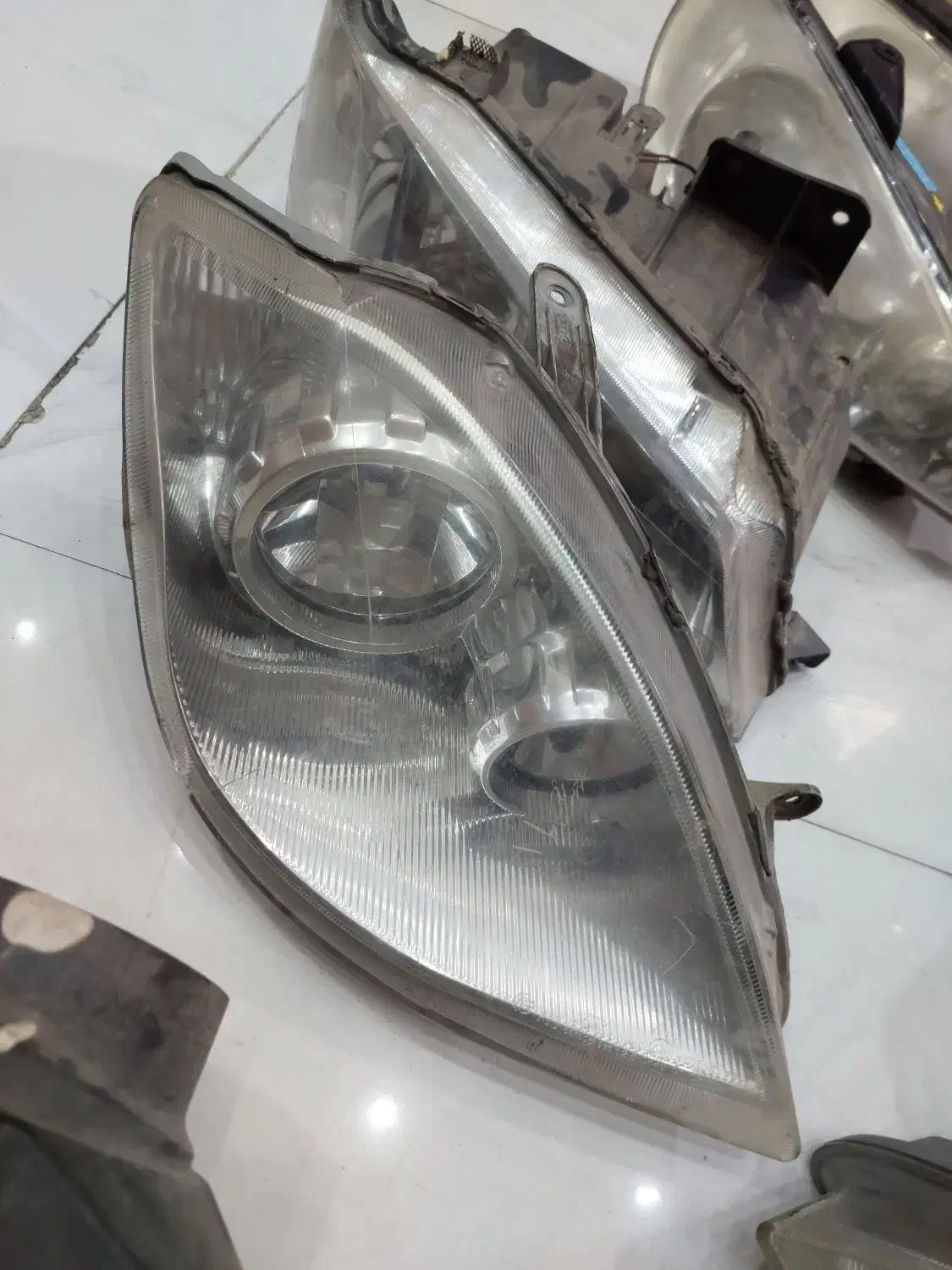 چراغ تعویض طلق چراغ|قطعات یدکی و لوازم جانبی|قدس, شهرقدس|دیوار