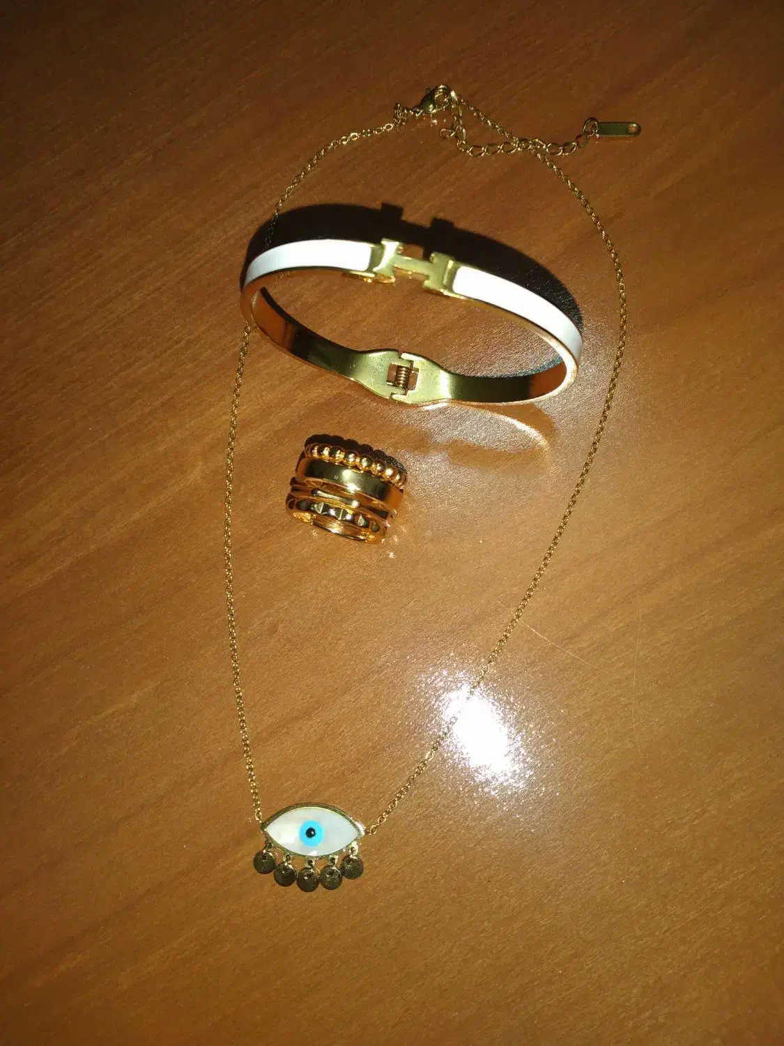 دستبند،گردنبند،انگشتر باهم|بدلیجات|بروجرد, |دیوار