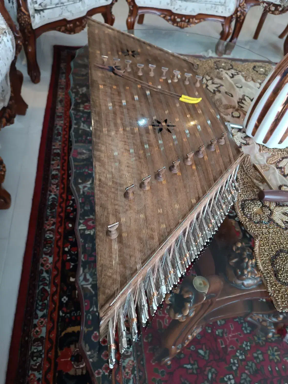 ساز سنتور|سازهای سنتی|سلماس, |دیوار