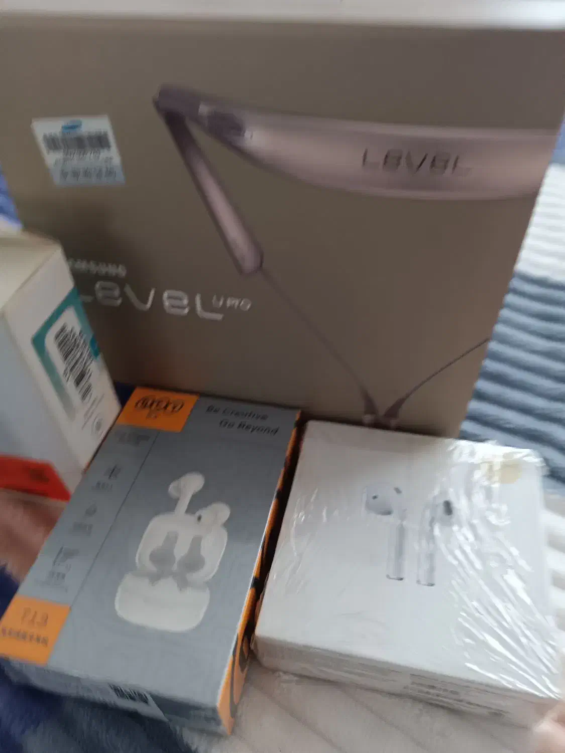 هندزفری فوق‌العاده بلوتوثی|لوازم جانبی موبایل و تبلت|رشت, پیرکلاچای|دیوار