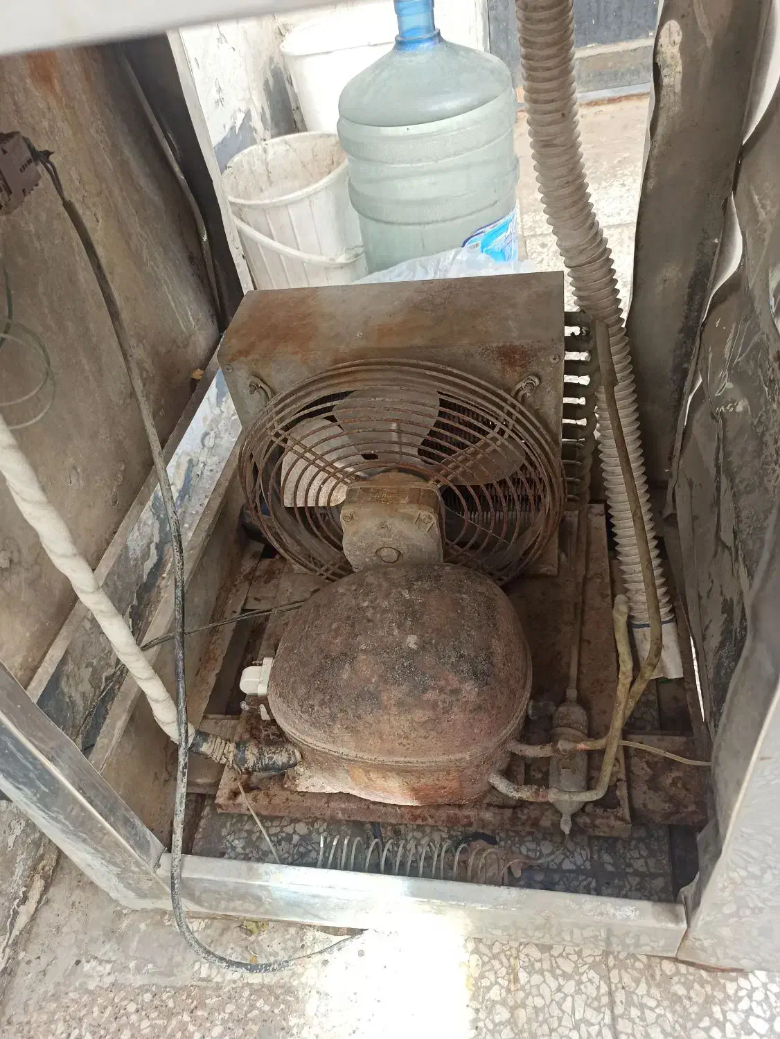 آب سرد کن|آبسردکن و تصفیه آب|مشهد, راه آهن|دیوار