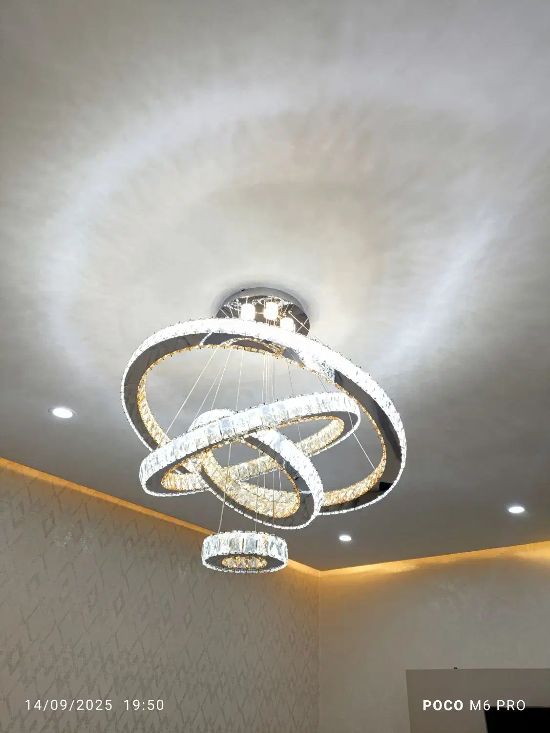 نصب و مونتاژ لوستر|خدمات پیشه و مهارت|آبادان, |دیوار