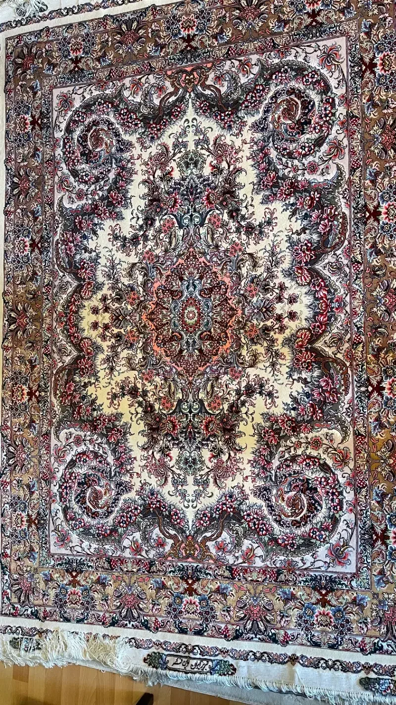 فرش ابریشم دستباف تبریز  نو و امضادار|فرش|تبریز, |دیوار
