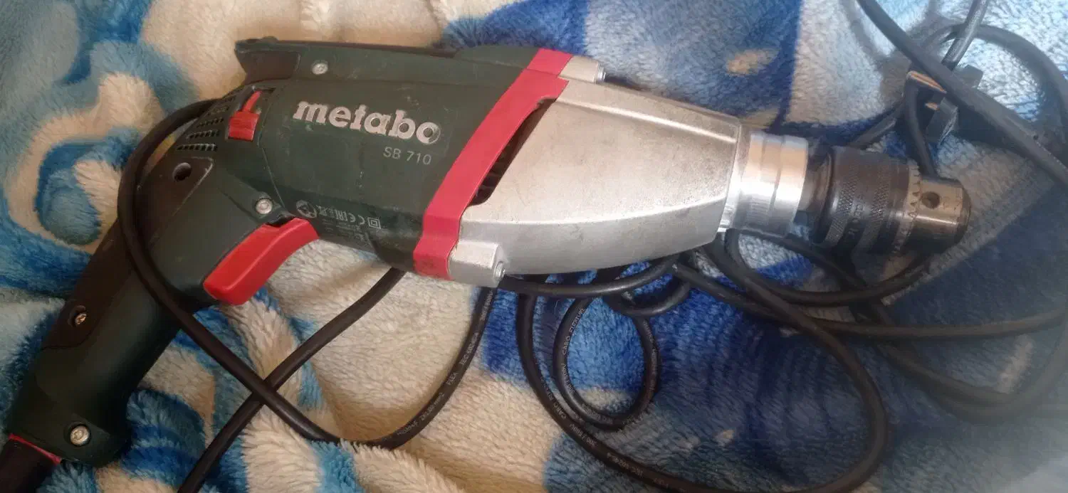 دریل چکشی گیربکس دار آلمانی اصل|ابزارآلات|صدرا-فارس, فاز ۱|دیوار