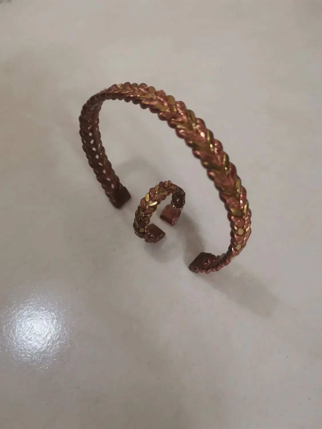 دستبند و انگشتر سیاه قلم مسی نو|جواهرات|تهران, صد دستگاه|دیوار