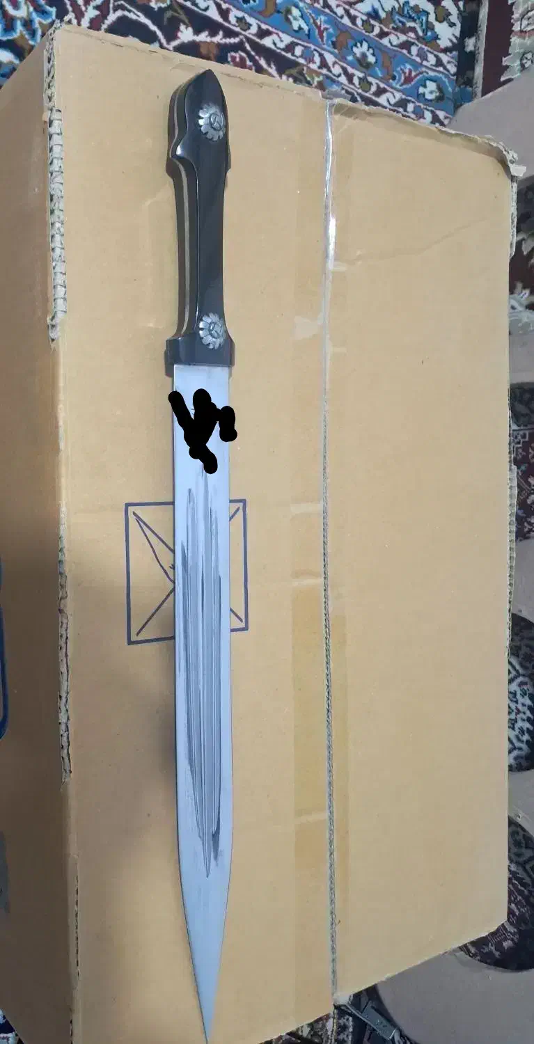 چاقو|کلکسیون اشیاء عتیقه|زنجان, |دیوار