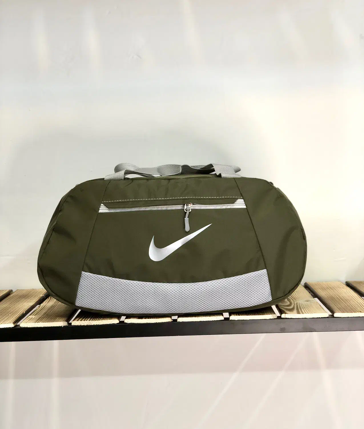 کیف باشگاه نایکی(خرید بی واسطه و مستقیم از تولیدی)|کیف، کفش، کمربند|مشهد, عیدگاه|دیوار