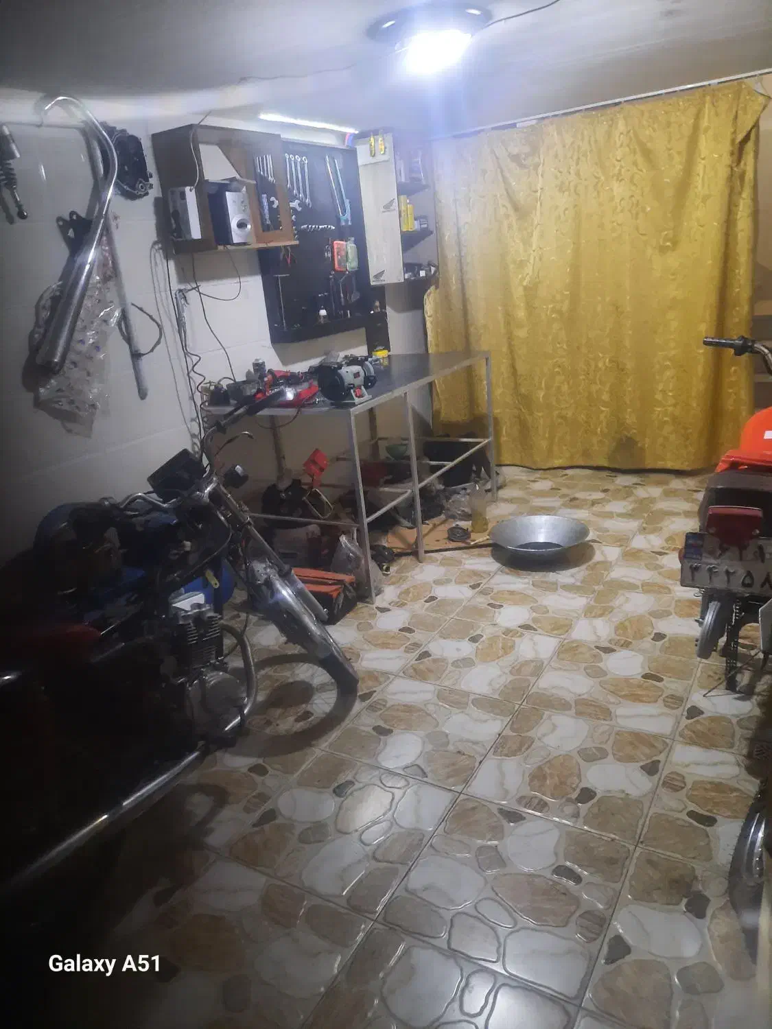 تعمیر گاه موتور سیکلت|خدمات موتور و ماشین|آران و بیدگل, |دیوار