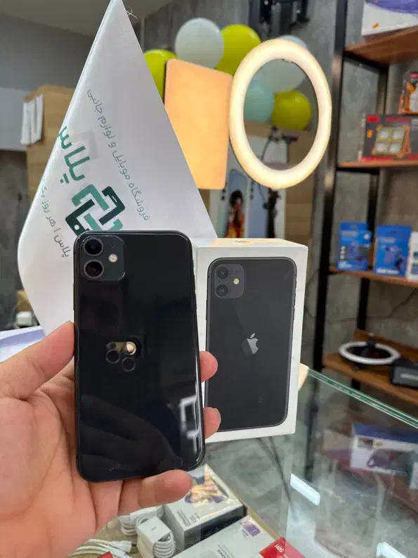 ایفون ۱۱ نرمال|موبایل|اصفهان, برازنده|دیوار