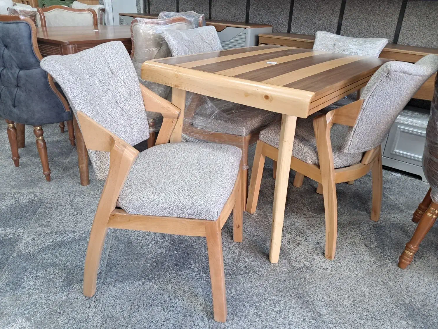 صندلی و میز غذاخوری|میز و صندلی غذاخوری|مشگین شهر, |دیوار