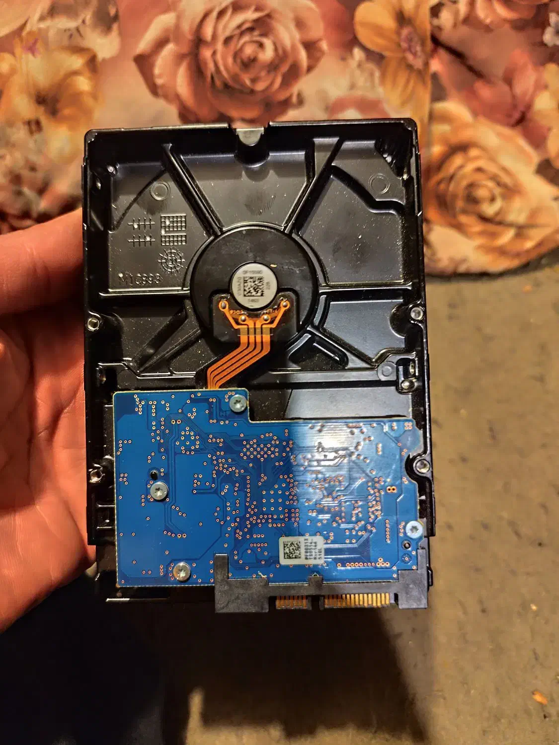 هارد یه ترابایت|قطعات و لوازم جانبی رایانه|تهران, جنت‌آباد مرکزی|دیوار