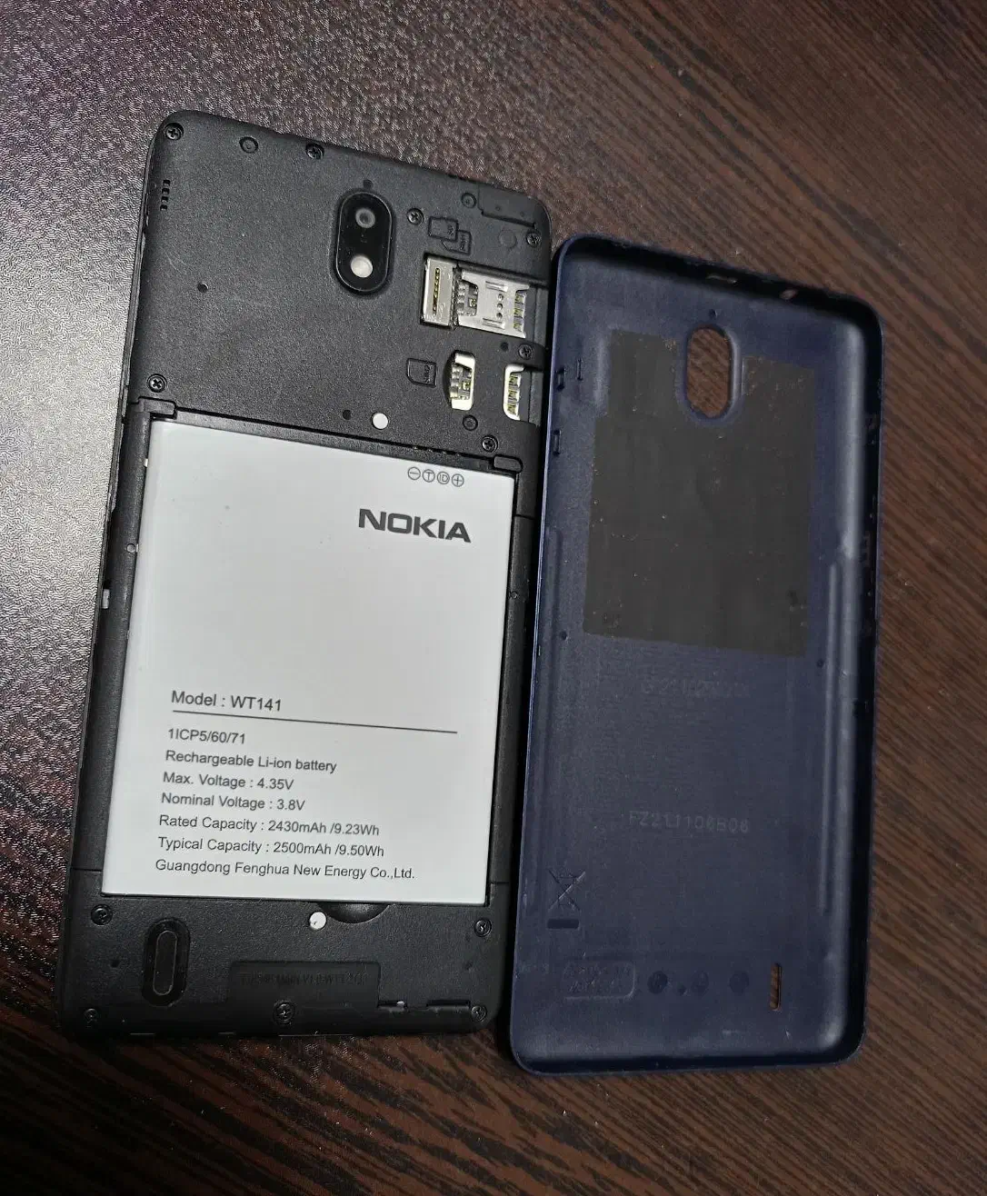 گوشی نوکیا ساده اصلی و شارژر اصلی|موبایل|بیرجند, |دیوار