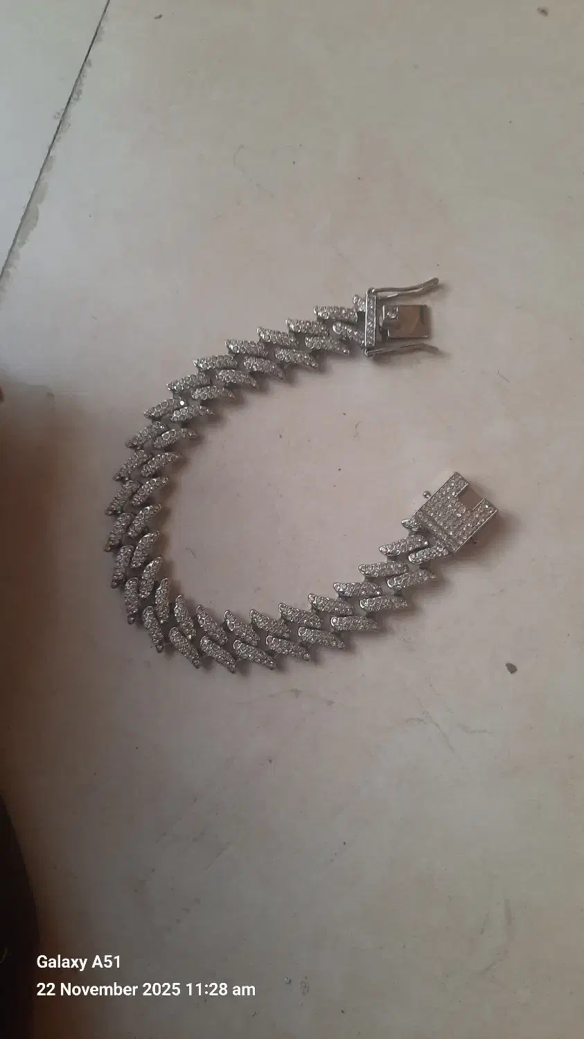 چِینه دستبند|زیورآلات و اکسسوری|کرج, کوی امامیه|دیوار