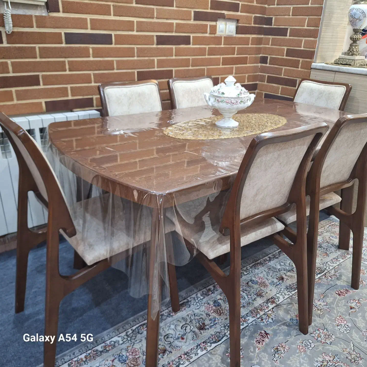 ناهار خوری شش نفره|میز و صندلی غذاخوری|تهران, سازمان برنامه جنوبی|دیوار