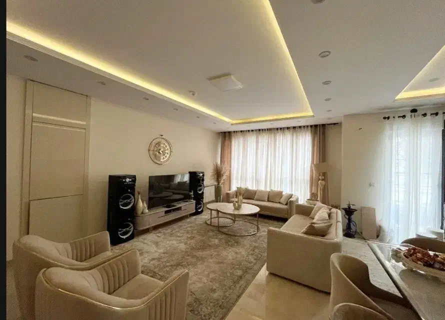 92متری 6 واحدی / پارکینگ اختصاصی /جمهوری/کد 0055|فروش آپارتمان|تنکابن, |دیوار