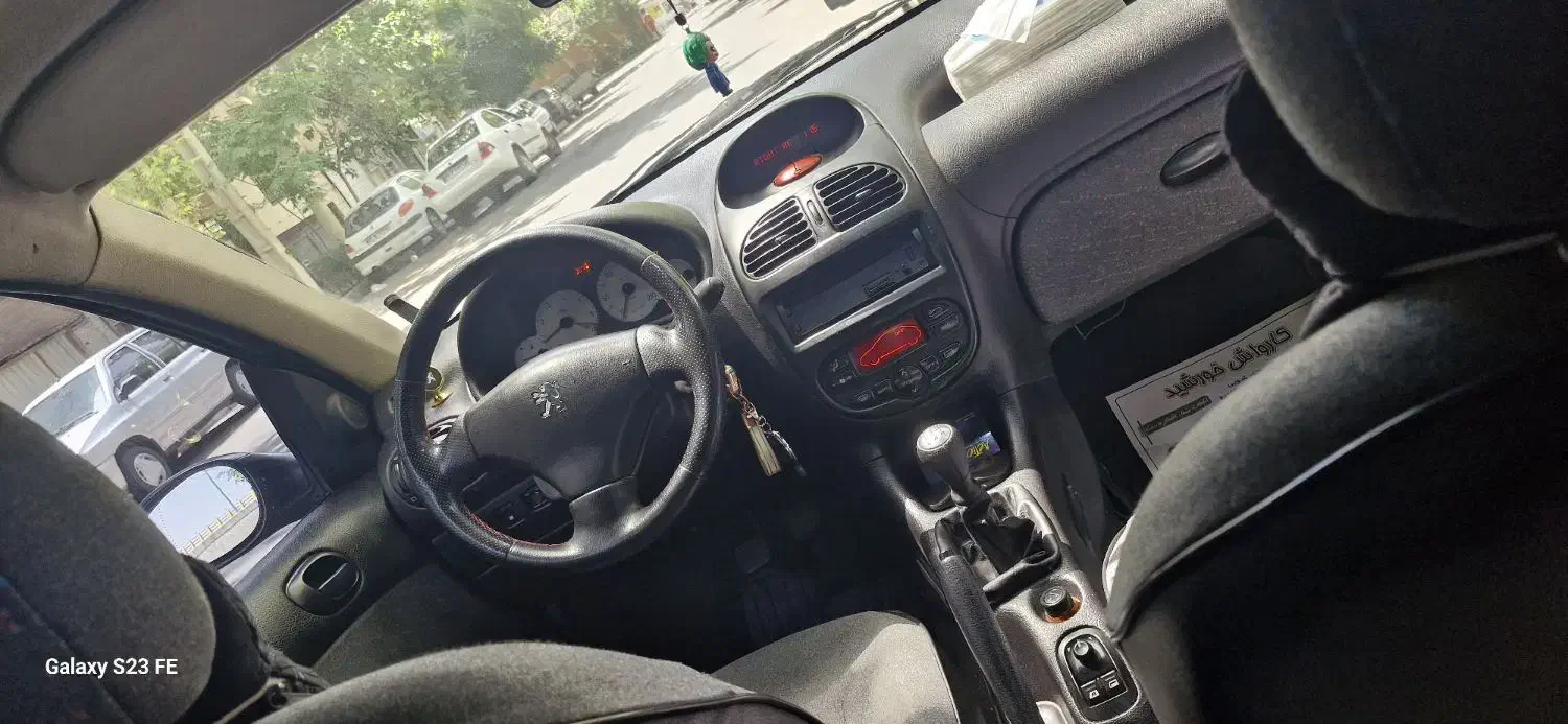 ۲۰۶ تیپ پنج مدل ۱۳۹۰ فنی سالم بسیار تمیز و خوش رخ|خودرو سواری و وانت|تهران, تسلیحات|دیوار