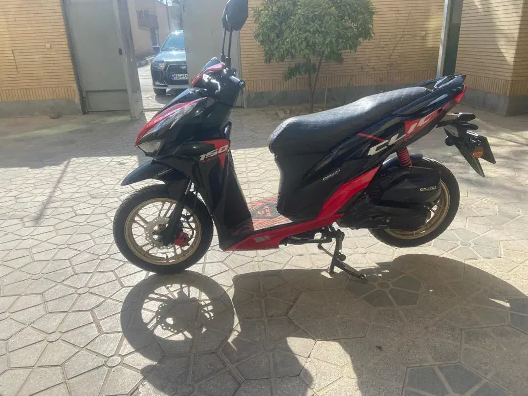 موتور طرح کلیک|موتورسیکلت|اصفهان, بهارستان|دیوار