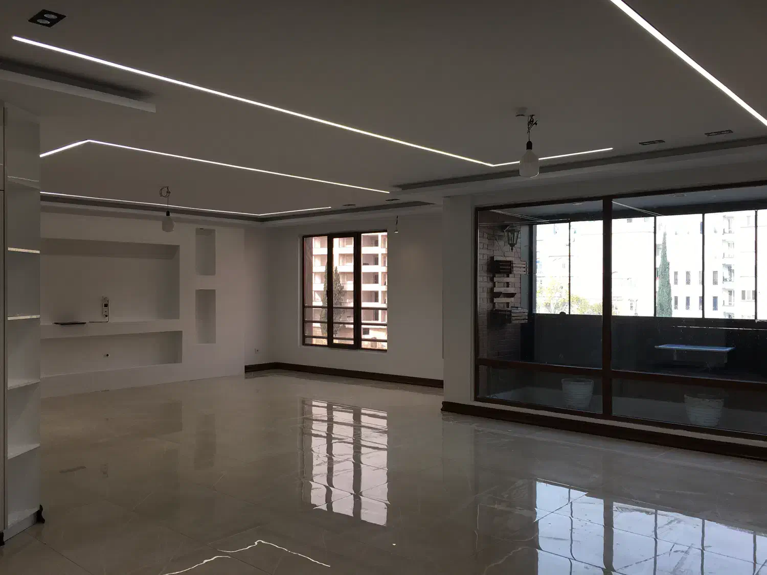 فرمانیه غربی ۲۱۰ متر ۳ خوابه رهن و اجاره