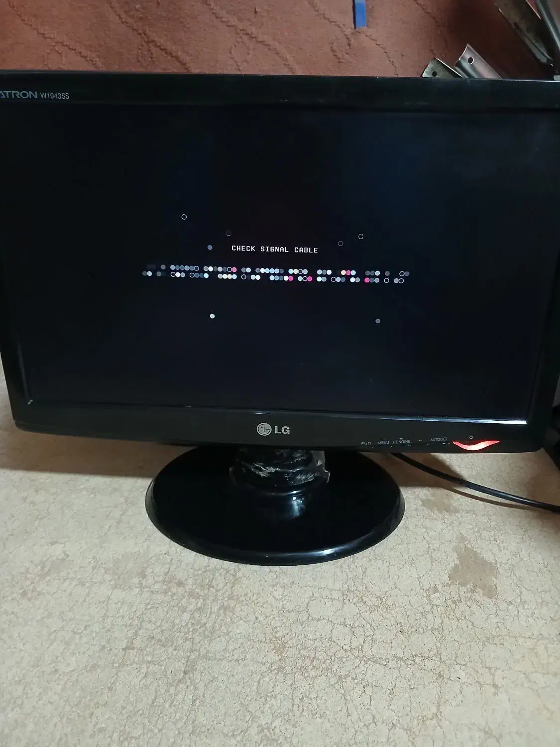 مانیتور ال جی ۱۹ اینچ|قطعات و لوازم جانبی رایانه|رباط‌کریم, شهرک صنعتی زواره‌ای|دیوار