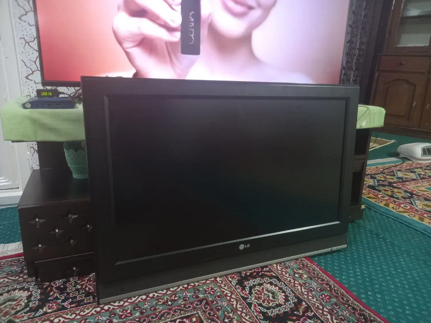 تلوزیون ال جی اصل ۳۲ اینج ال سی دی|تلویزیون و پروژکتور|مزرعه کتول, |دیوار