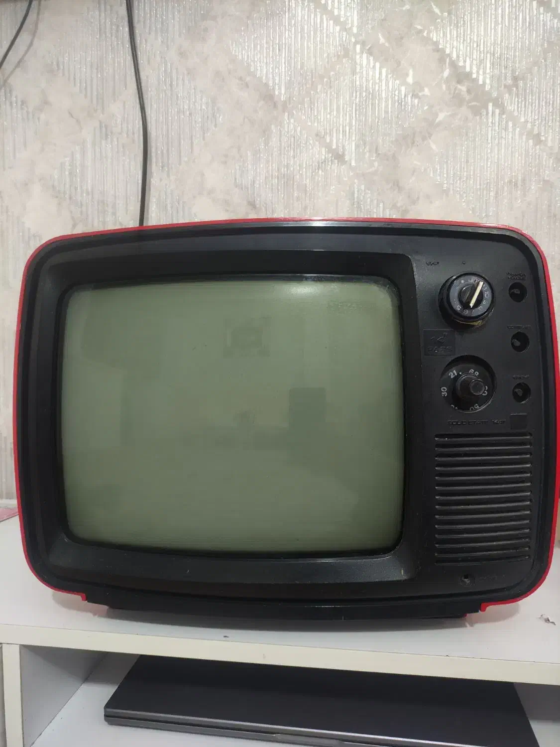 تلویزیون قدیمی آنتیک|تلویزیون و پروژکتور|قرچک, باقرآباد|دیوار