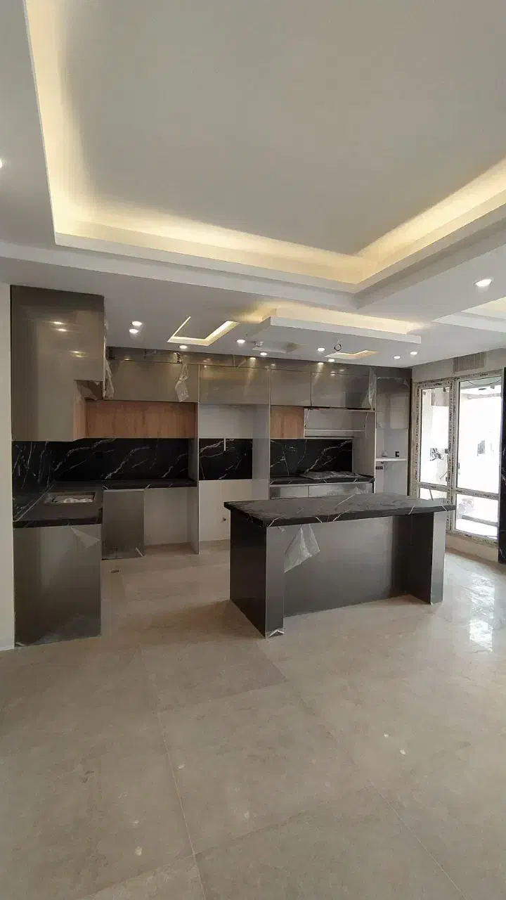 ۱۱۰متر/دو خواب/فول امکانات/کلید نخورده