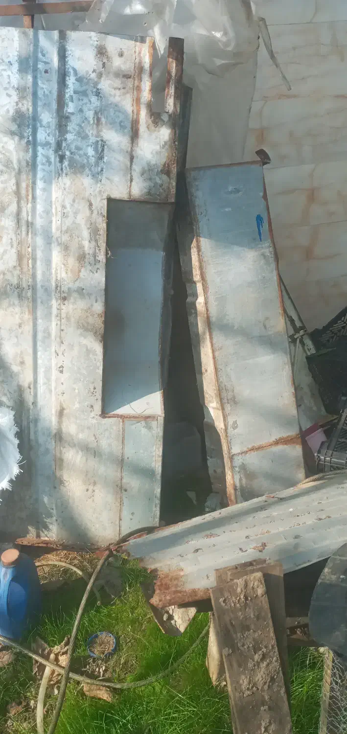 کفی وانت|قطعات یدکی و لوازم جانبی|لاهیجان, کوی خزر|دیوار