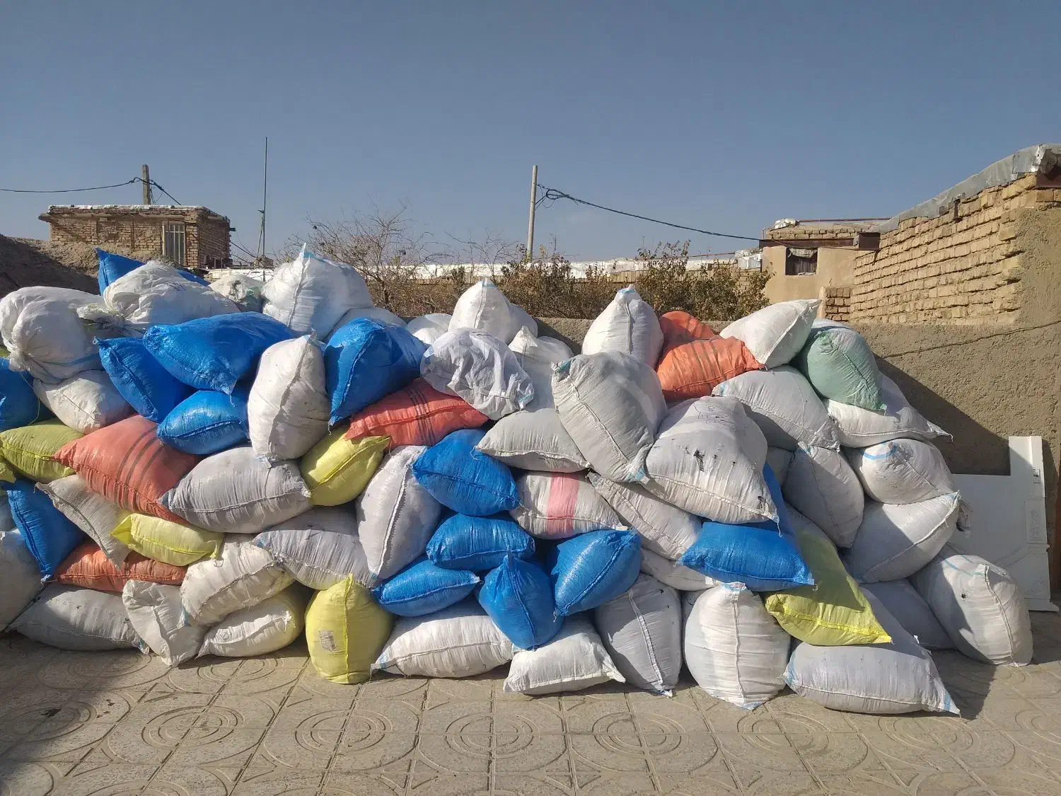 الیاف مصنوعی|رختخواب، بالش، پتو|فلاورجان, |دیوار