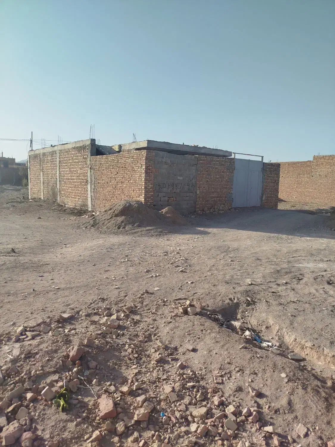 منزل نیمه کاره درسیادک|فروش خانه و ویلا|زاهدان, |دیوار