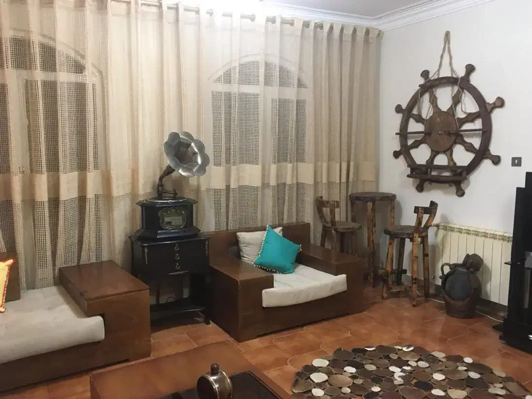 92 متر دو خوابه مبله حتی مجرد  میدان کاج