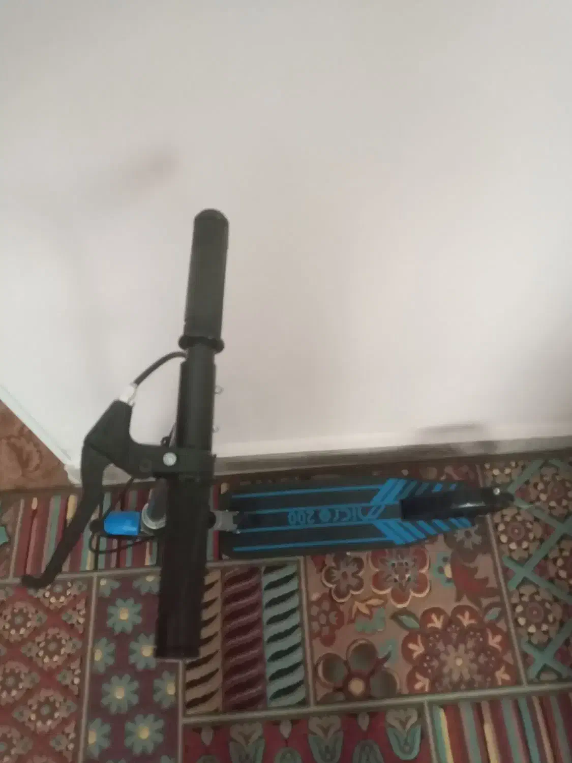 اسکوتر|دوچرخه، اسکیت، اسکوتر|قرچک, میرزائی جنوبی|دیوار