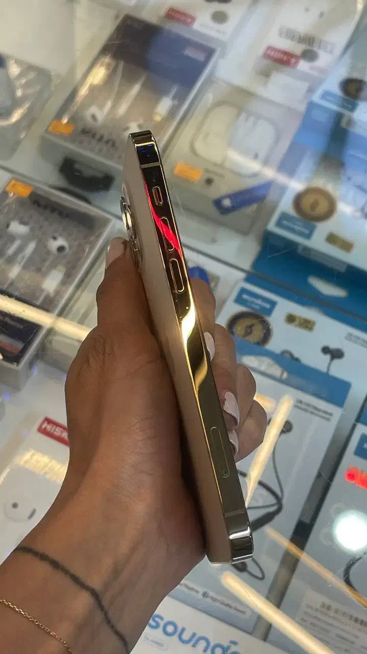 iPhone 12 Pro|موبایل|کرج, برغان|دیوار