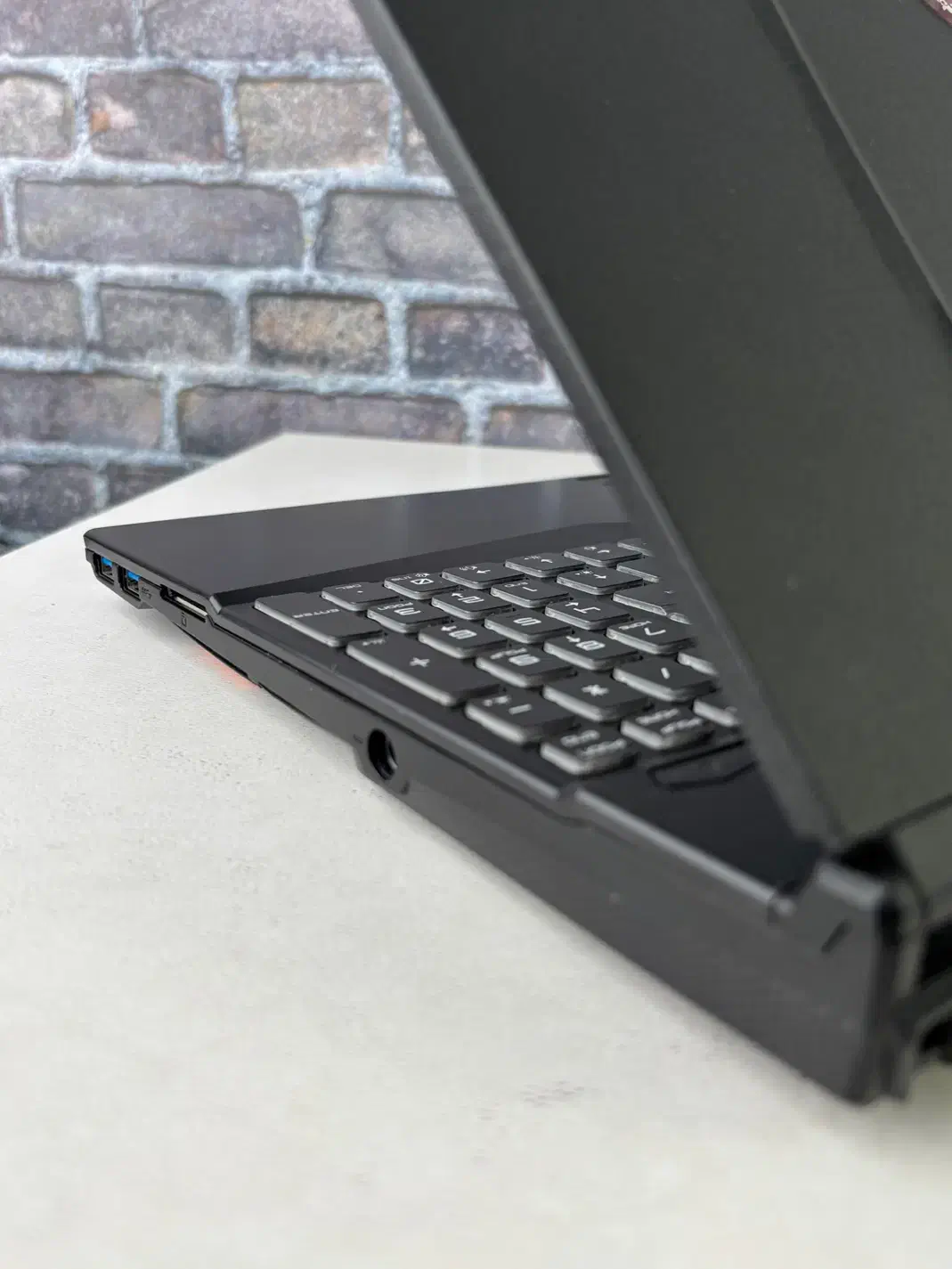 لپتاپ گیمینگMSI/گرافیک مجزا ۴ گیگ/تمیز و بدون نقطه|رایانه همراه|تهران, میدان ولیعصر|دیوار