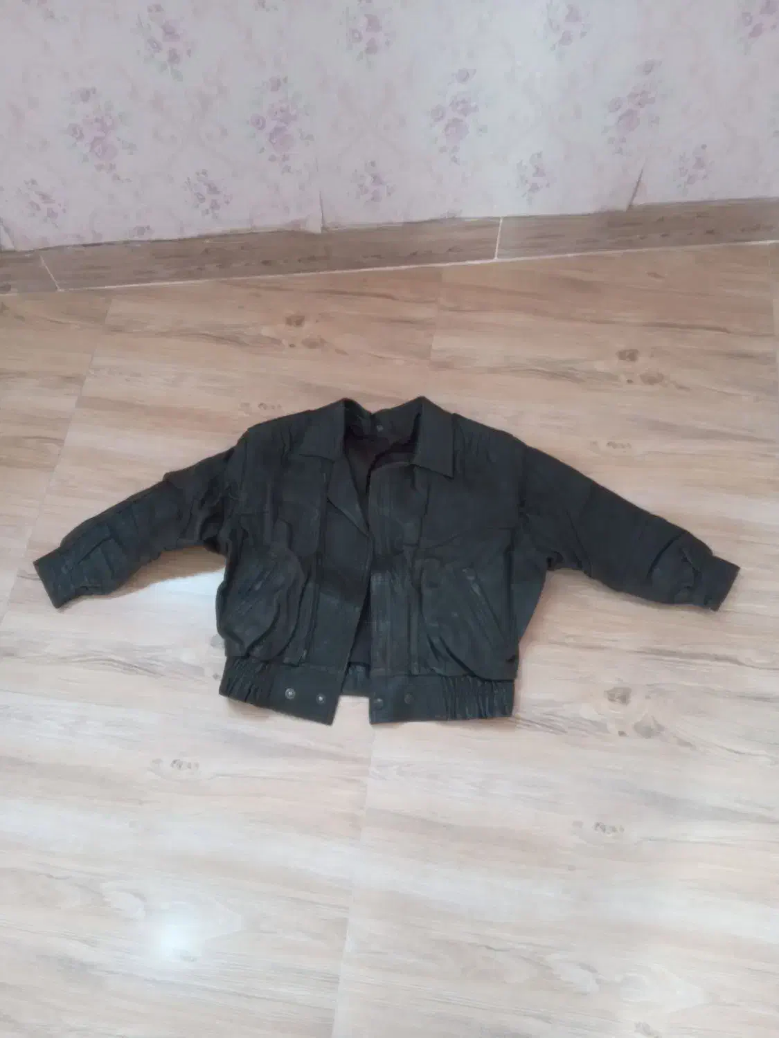 کاپشن اصل چرمی طبیعی مشکی درحد نو|لباس|زنجان, |دیوار