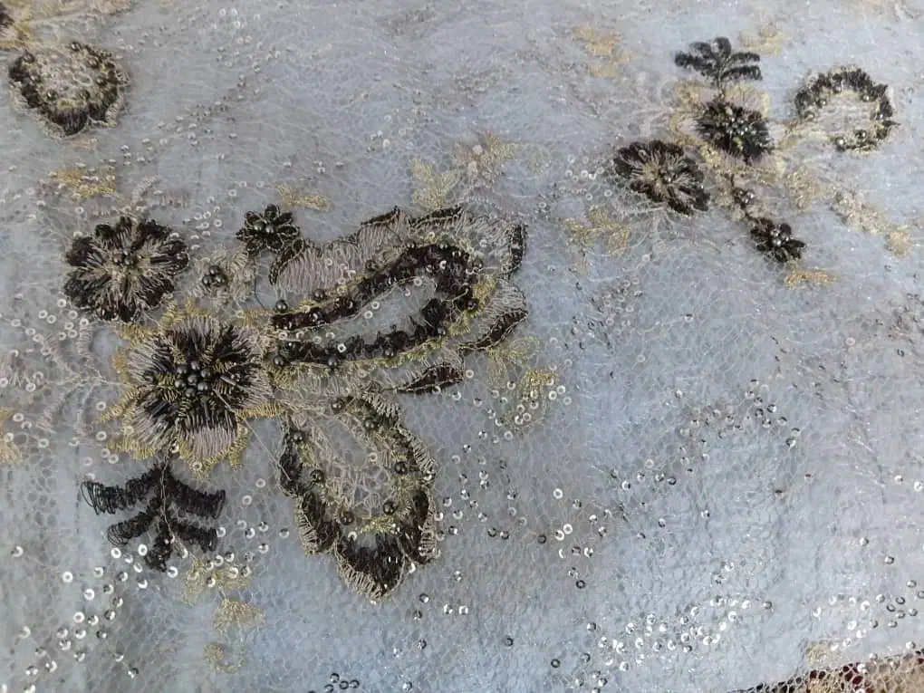 پارچه لباس محلی|لباس|دهدشت, |دیوار