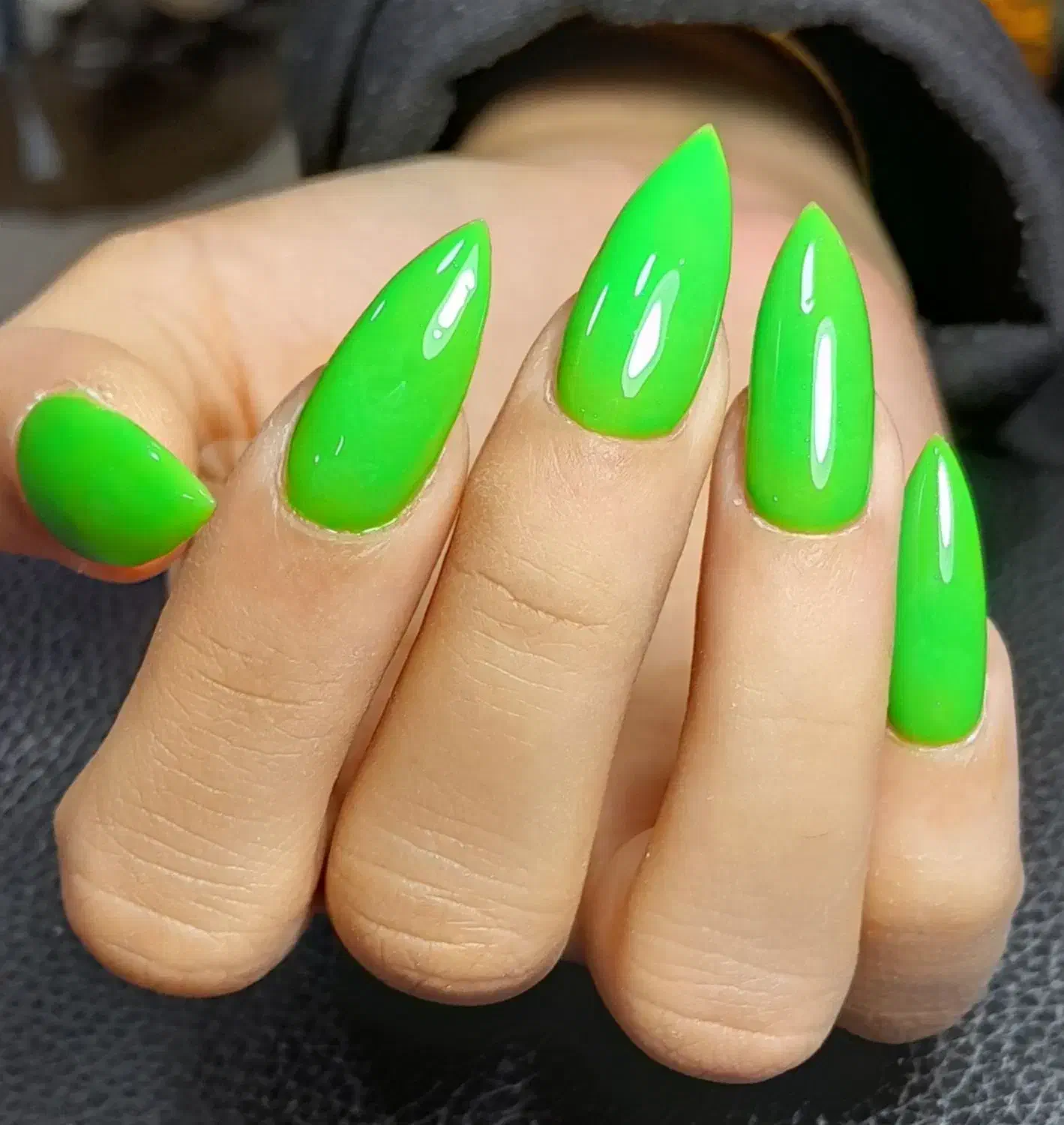 کاشت ناخن دست و پا|خدمات آرایشگری و زیبایی|شاندرمن, |دیوار