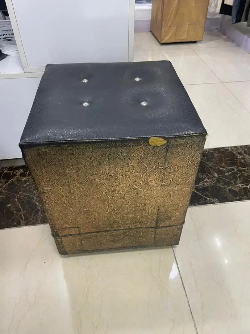 فروش پاف و میز کامپیوتر و صندلی انتظار|مبلمان اداری|بندر ماهشهر, |دیوار