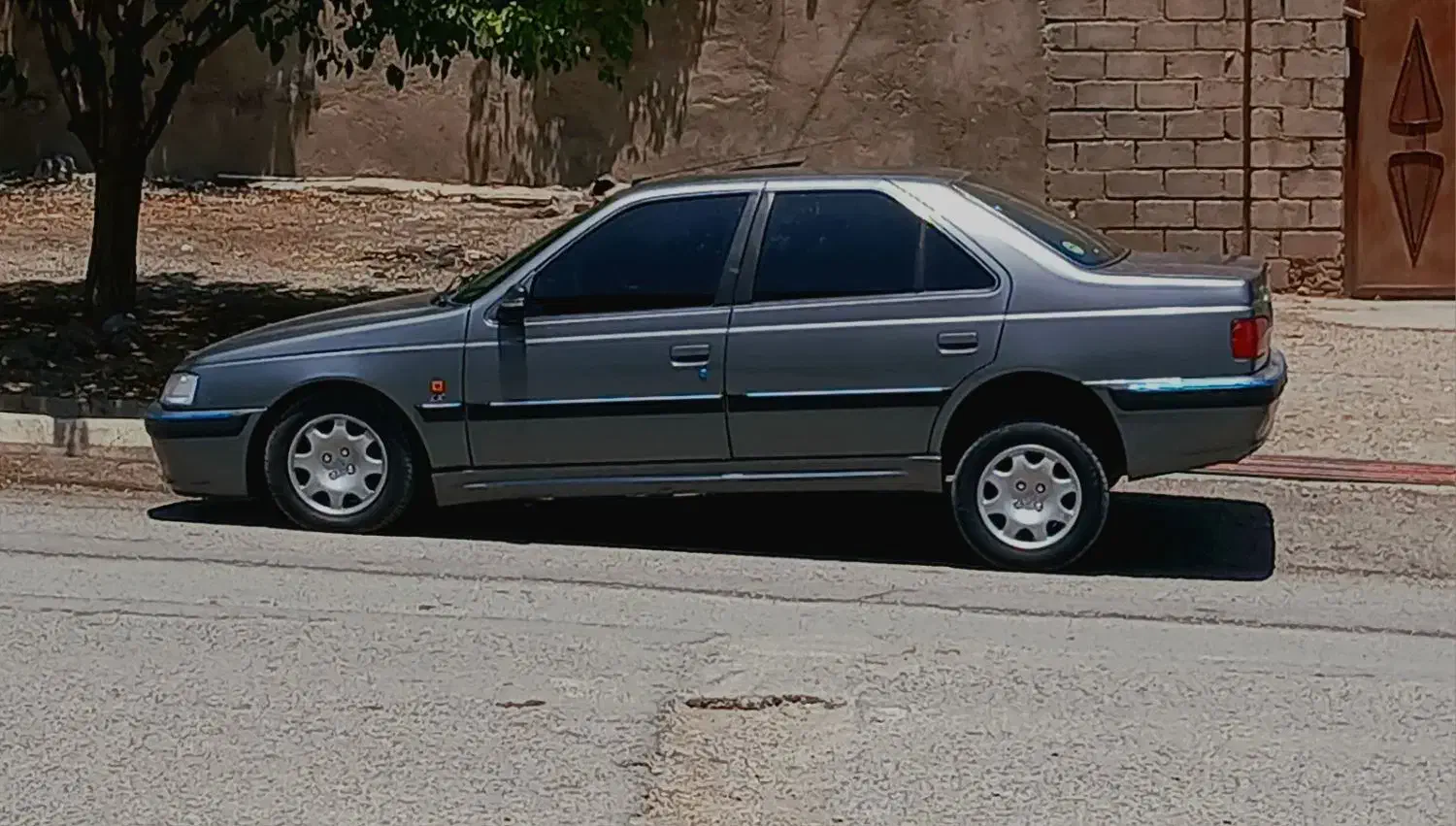 پژو پارس مدل ۹۳|خودرو سواری و وانت|بیستون, |دیوار