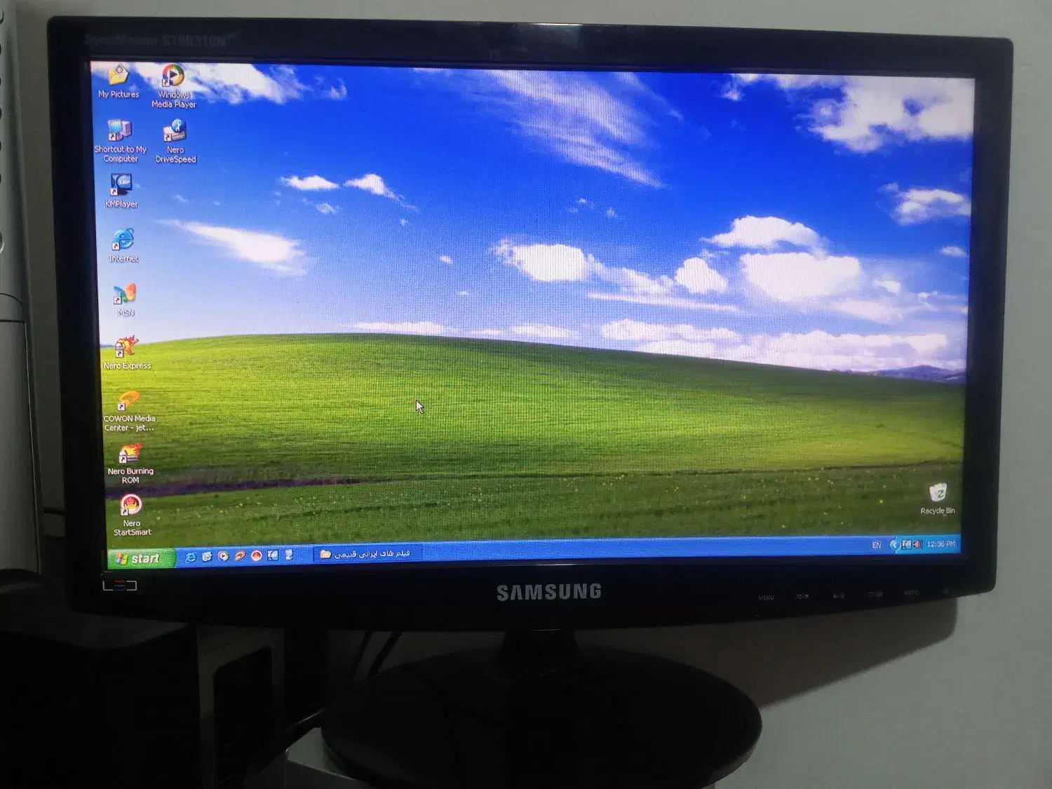 مانیتور سامسونگ 19  اینچ|قطعات و لوازم جانبی رایانه|بروجرد, |دیوار