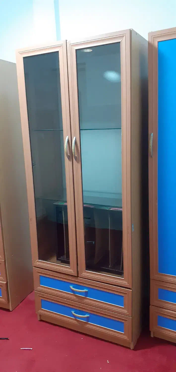 فروش کمد و میزغذاخوری|میز و صندلی غذاخوری|تهران, دهم فروردین|دیوار