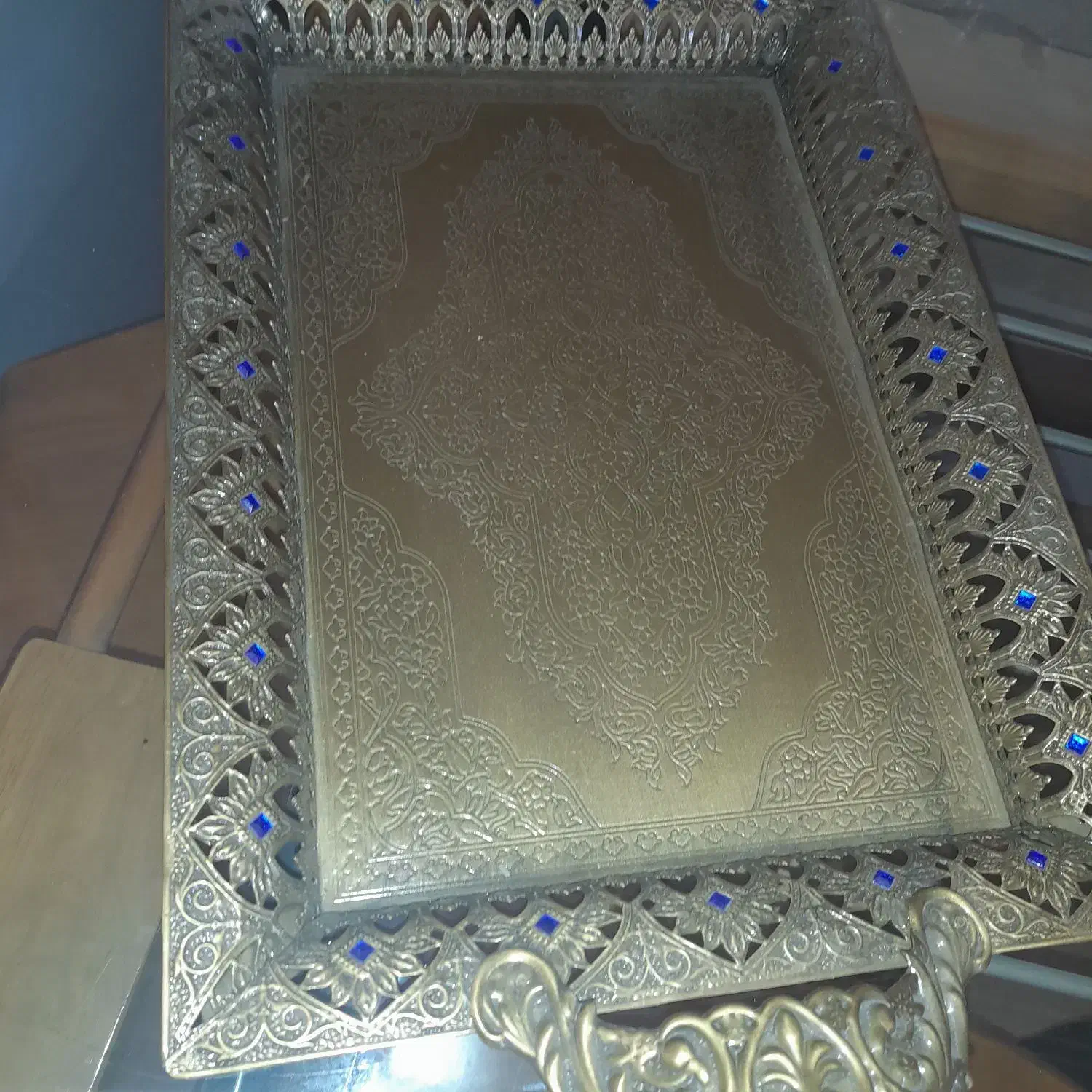 تخت دونفره فرفوژه میزناهار خوری|تخت و سرویس خواب|شیراز, فرهنگ شهر|دیوار